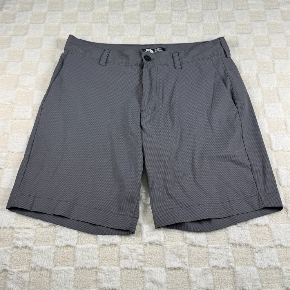 The North Face Men's Gray Cargo Shorts